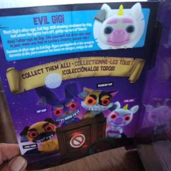 FINGERLINGS GRIMLINGS EVIL GIGI - Picture 2 of 3